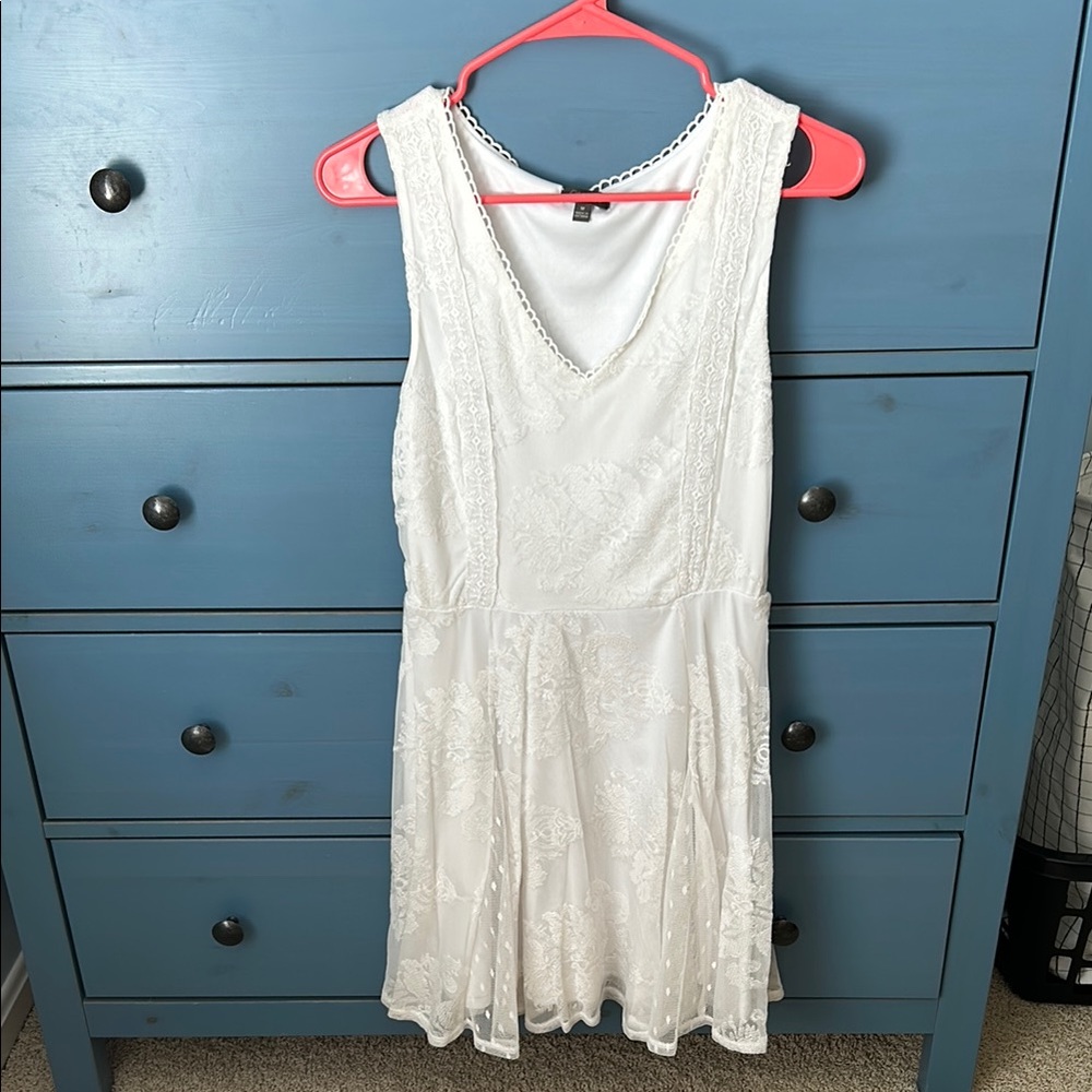 Lily Rose Elegant White Lace Dress